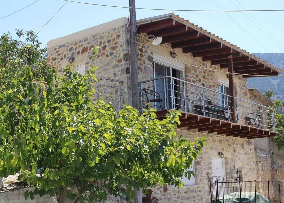 Casa de vacaciones para 4 personas con jardín in Region Heraklion