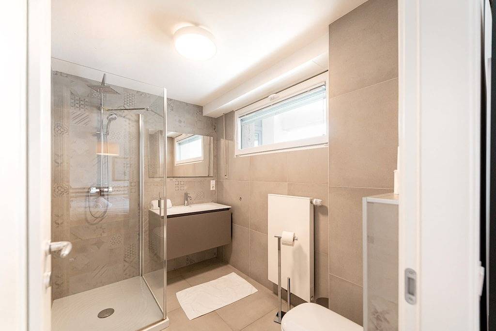 Appartement entier, Bright 2-Bed Apartment in Central Gare in Luxembourg (ville), Luxembourg