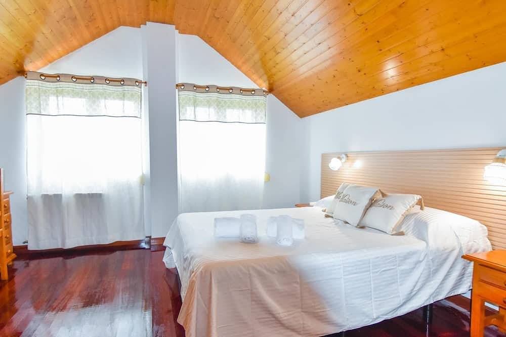 Espectacular casa con piscina y gran jardín in Entrambasaguas, Costa de Cantabria