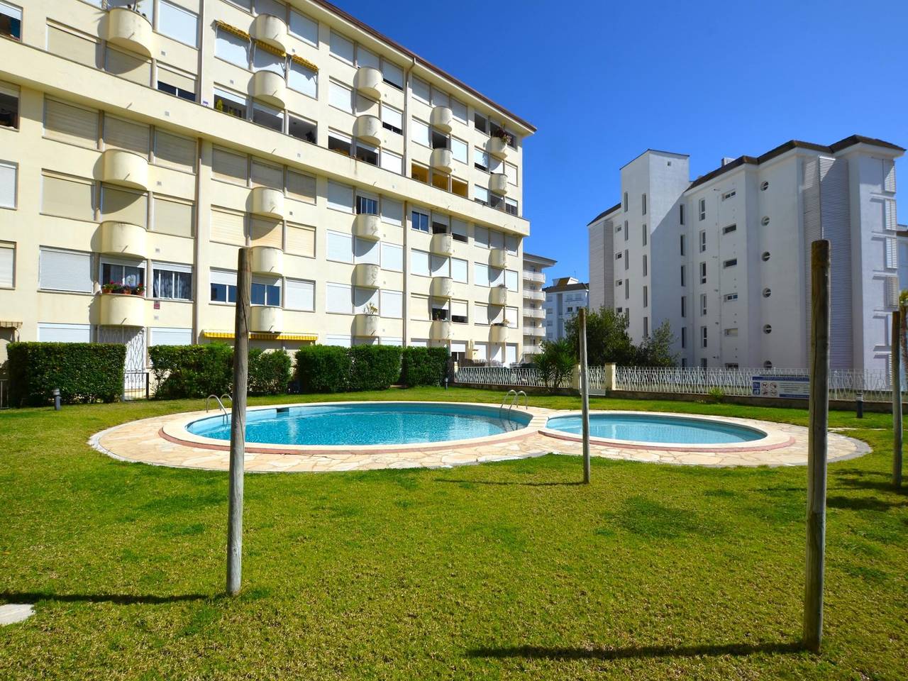 Appartamento intero, Appartamento vacanze per 4 persone con piscina per bambini in Central Lloret de Mar, Lloret de Mar