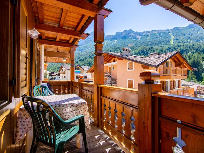 Ferienwohnung für 4 Personen, mit Balkon im Val di Fassa - 2