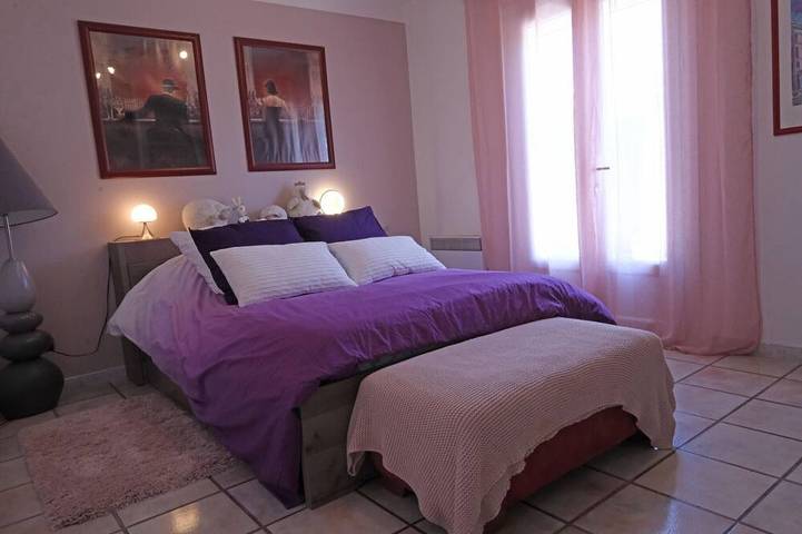 Vacation rental house with pool Le Thor in Le Thor, Vaucluse