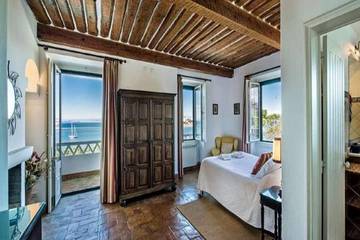 Villa for 19 People in Ferragudo, Faro District, Photo 2