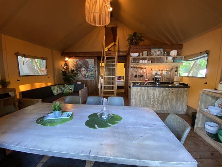 Bungalow für 7 Personen, mit Seeblick und Terrasse sowie Garten in der Lombardei - 2