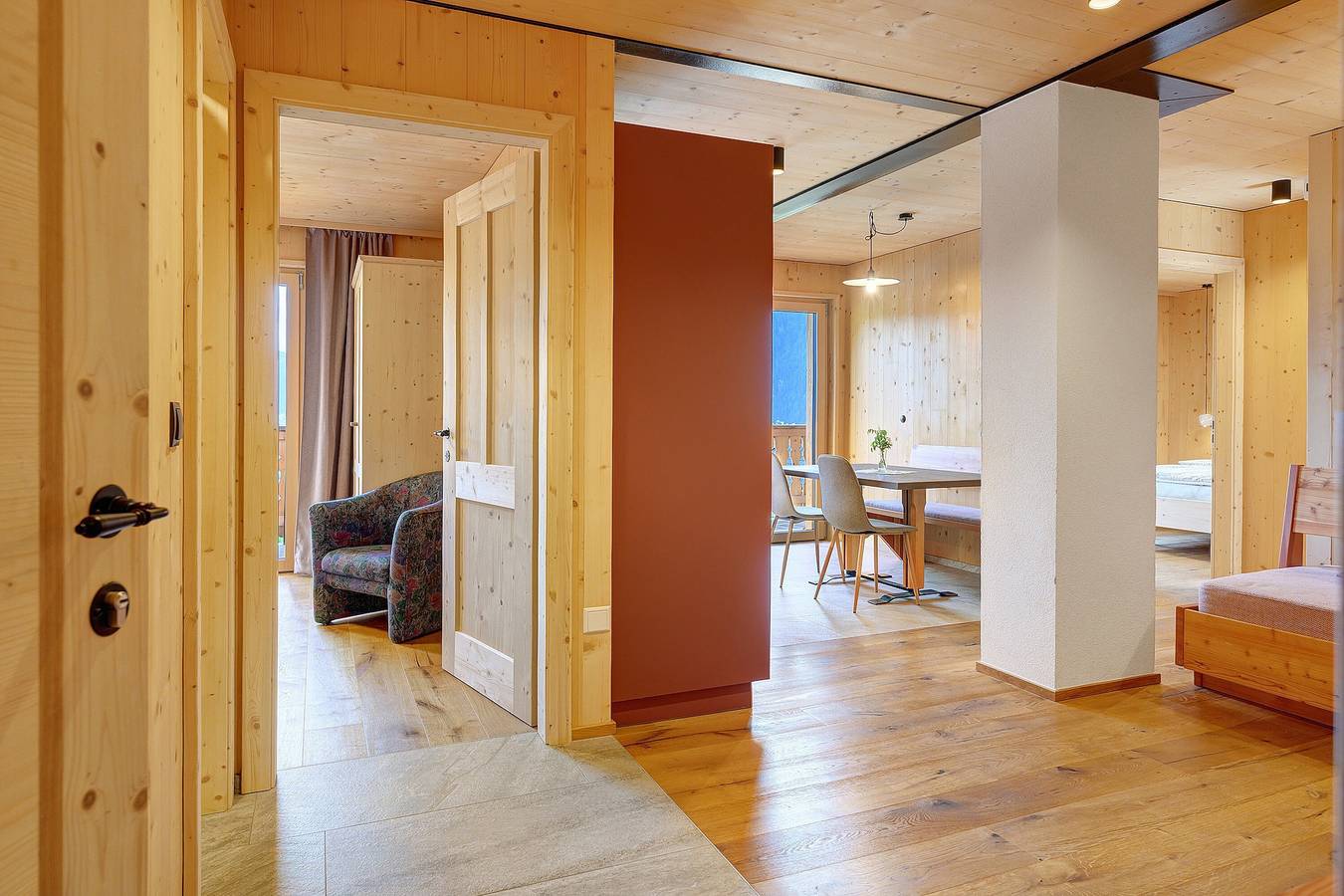 Ganze Wohnung, Ferienwohnung Felderhof Papaver mit Bergblick, Gemeinschaftsterrasse und Wlan in Uttenheim (Gais), Gais