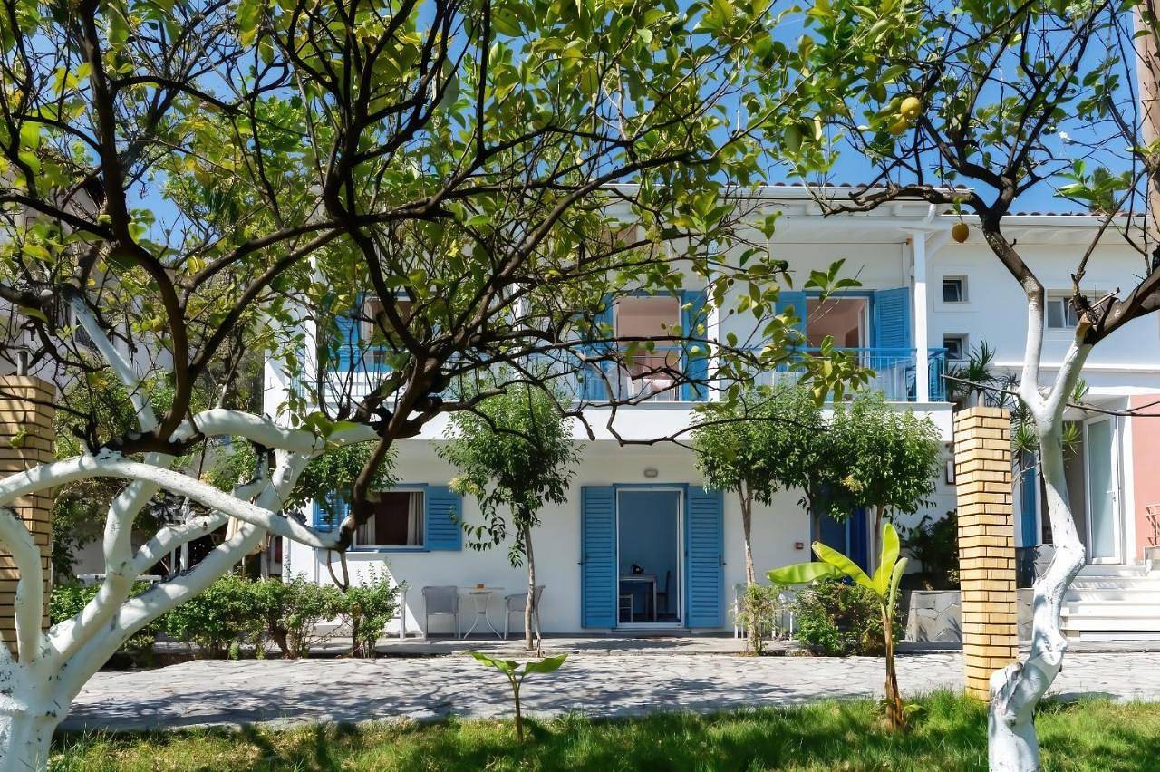 Lemon Garden Apartments in Ligia, Grèce