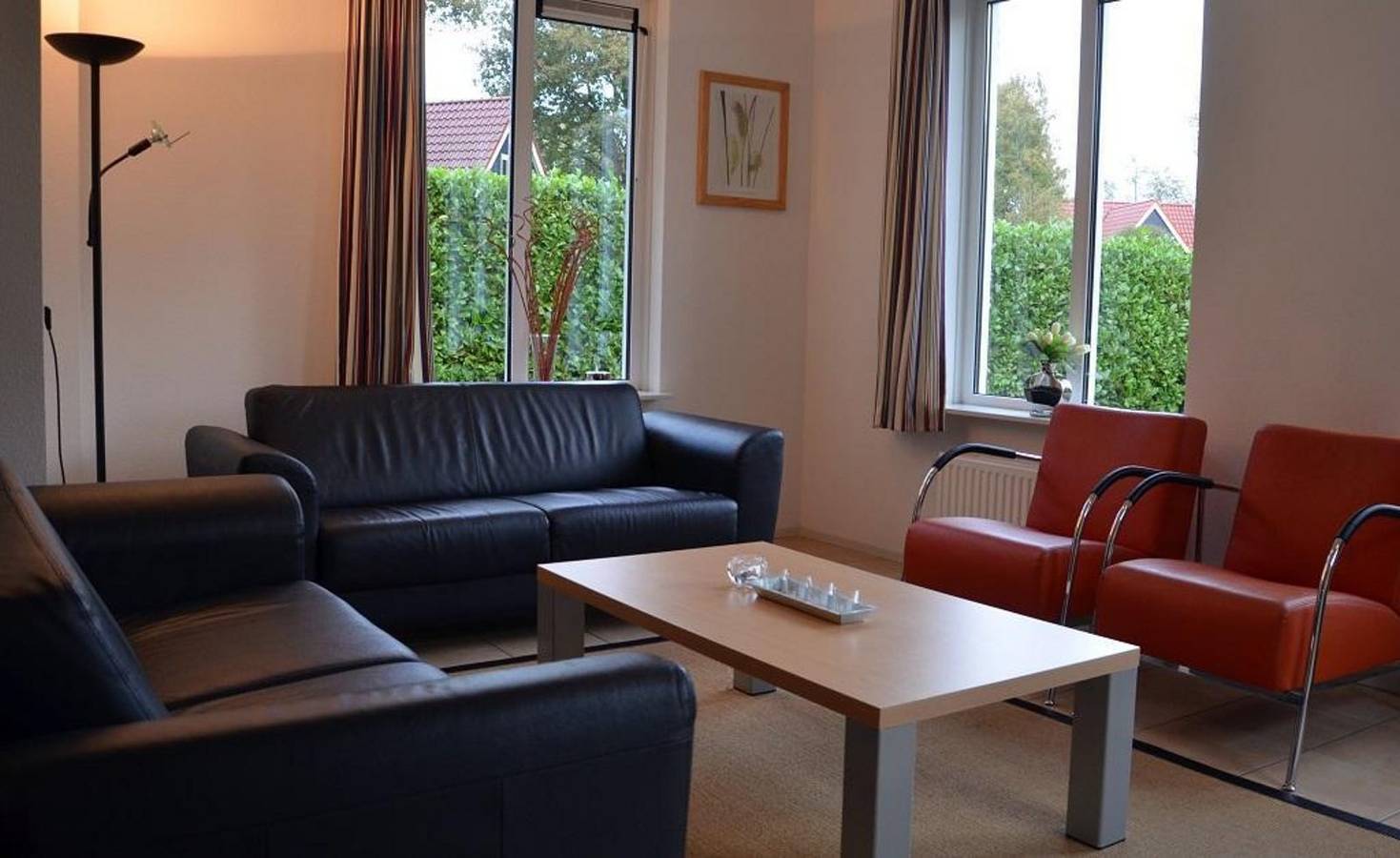 Freistehendes 6-Personen-Ferienhaus mit Sauna, direkt am Wasser in Westerbork gelegen in Drenthe