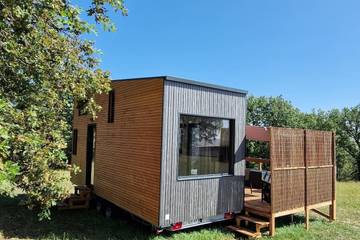 Gîte pour 2 personnes, avec jardin ainsi que jacuzzi et terrasse dans le Lot