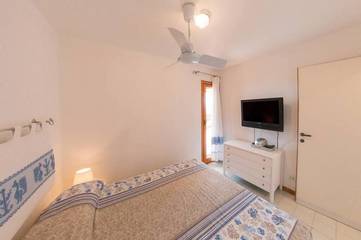 Holiday Apartment for 4 People in Olbia-Tempio, Costa Smeralda, Photo 3