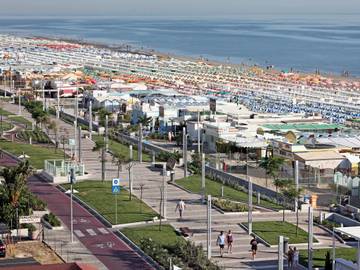 Villa per 5 Persone in Fogliano Marina, Riccione, Foto 1