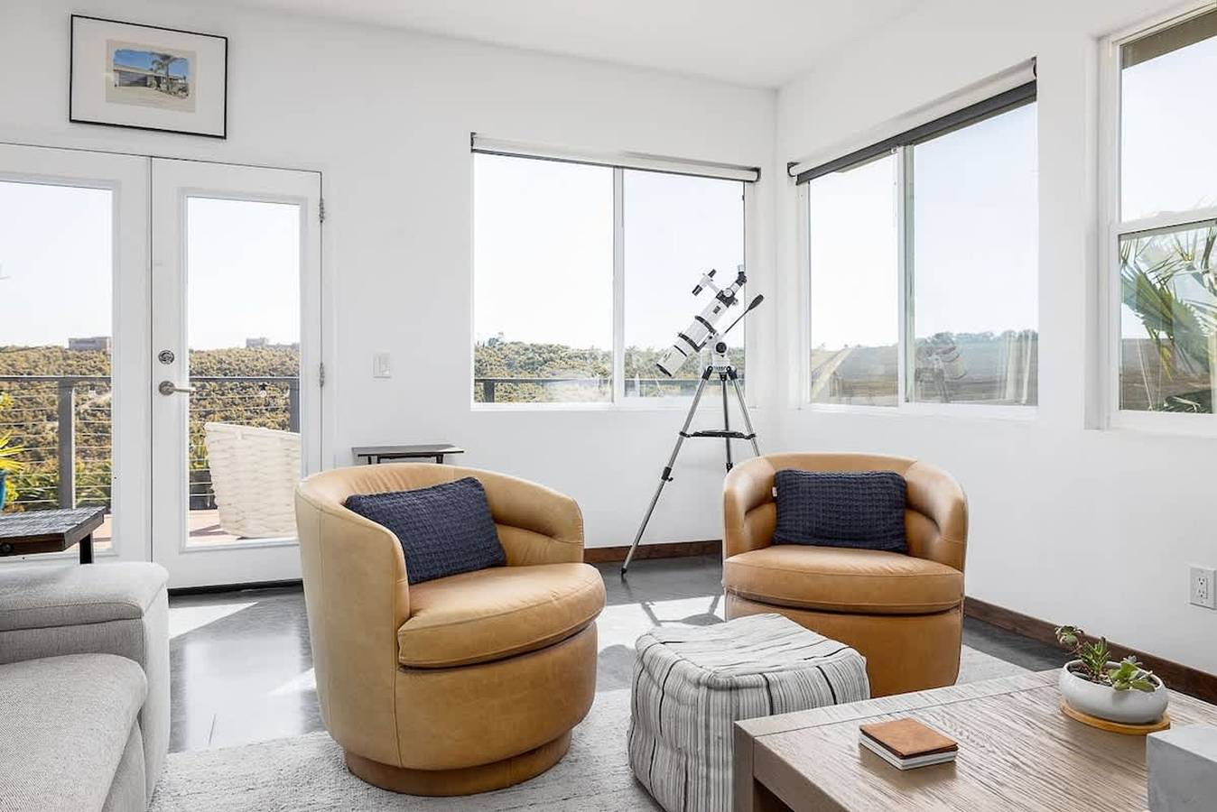 Large Home With Sauna in Oceanside, San Diego County