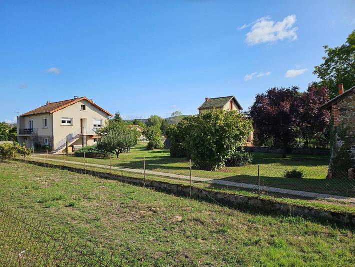 Gîte pour 2 personnes, avec vue et jardin à Langeac - 4