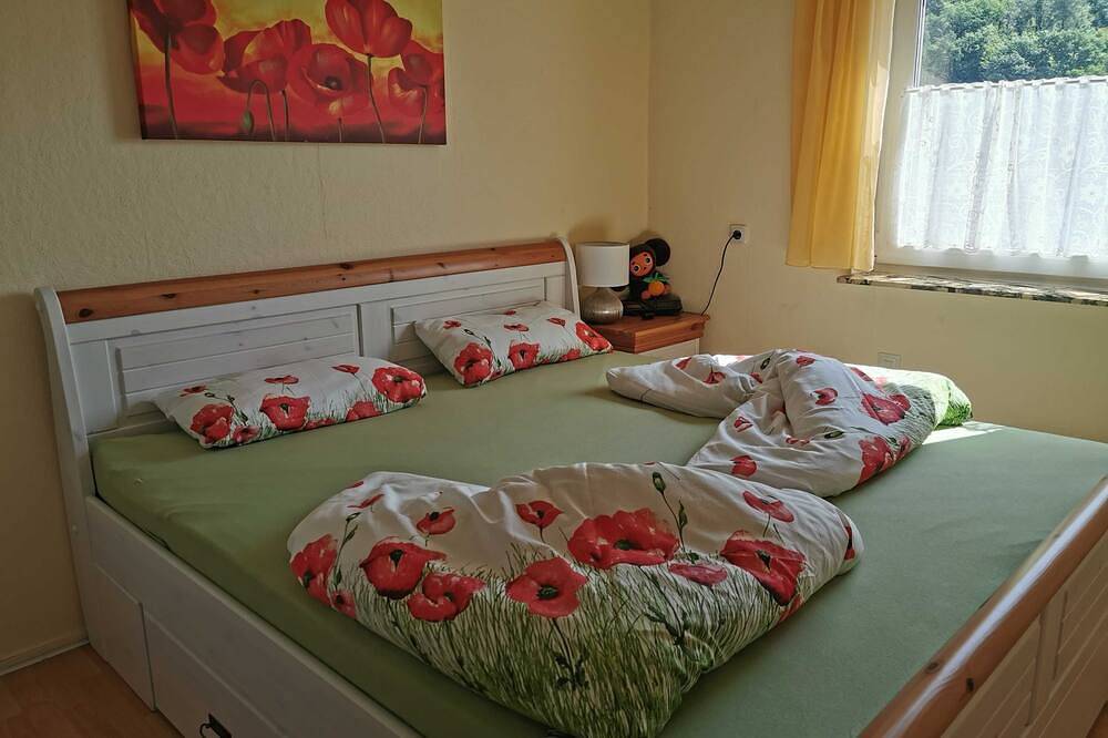 Ganze Wohnung, Fewo Klatschmohn - Ferienwohnungen Brigitte in Reichelsheim, Odenwaldkreis