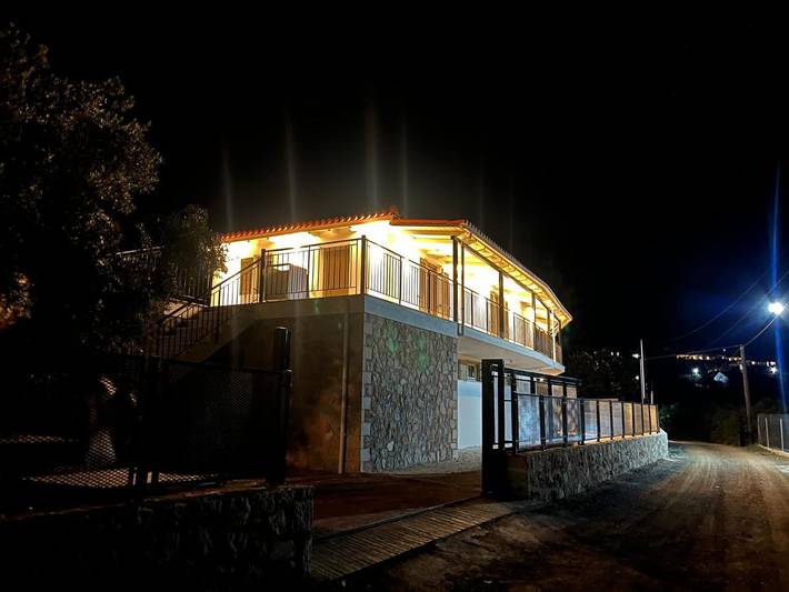 Location de vacances pour 14 personnes, avec jardin et vue, animaux acceptés dans Palaia Epidavros - 3