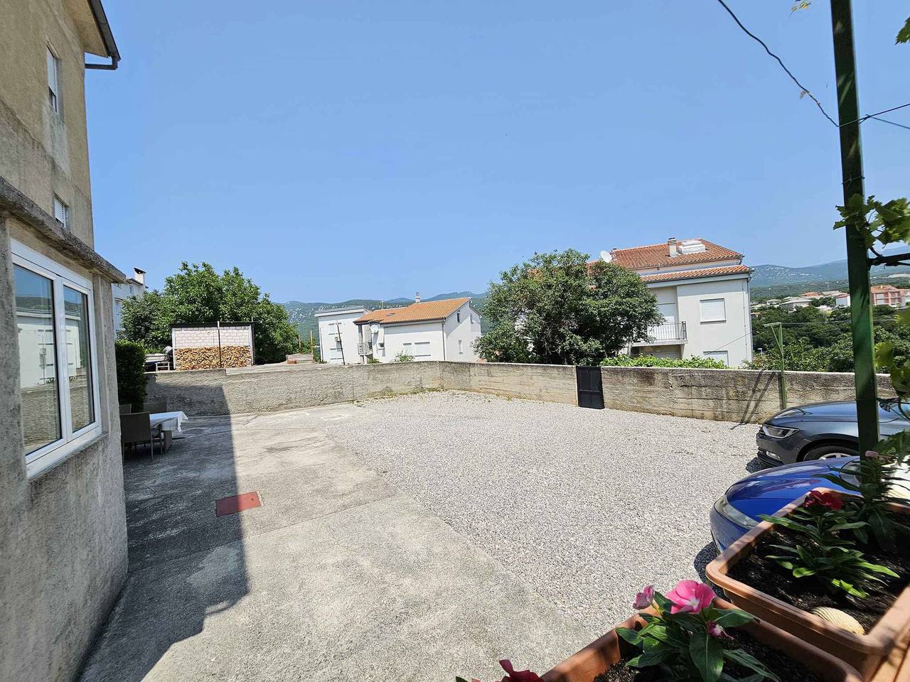 Ganze Ferienwohnung, Ferienwohnung im Erdgeschoß mit Garten und Grill in Novi Vinodolski, Primorje-Gorski Kotar