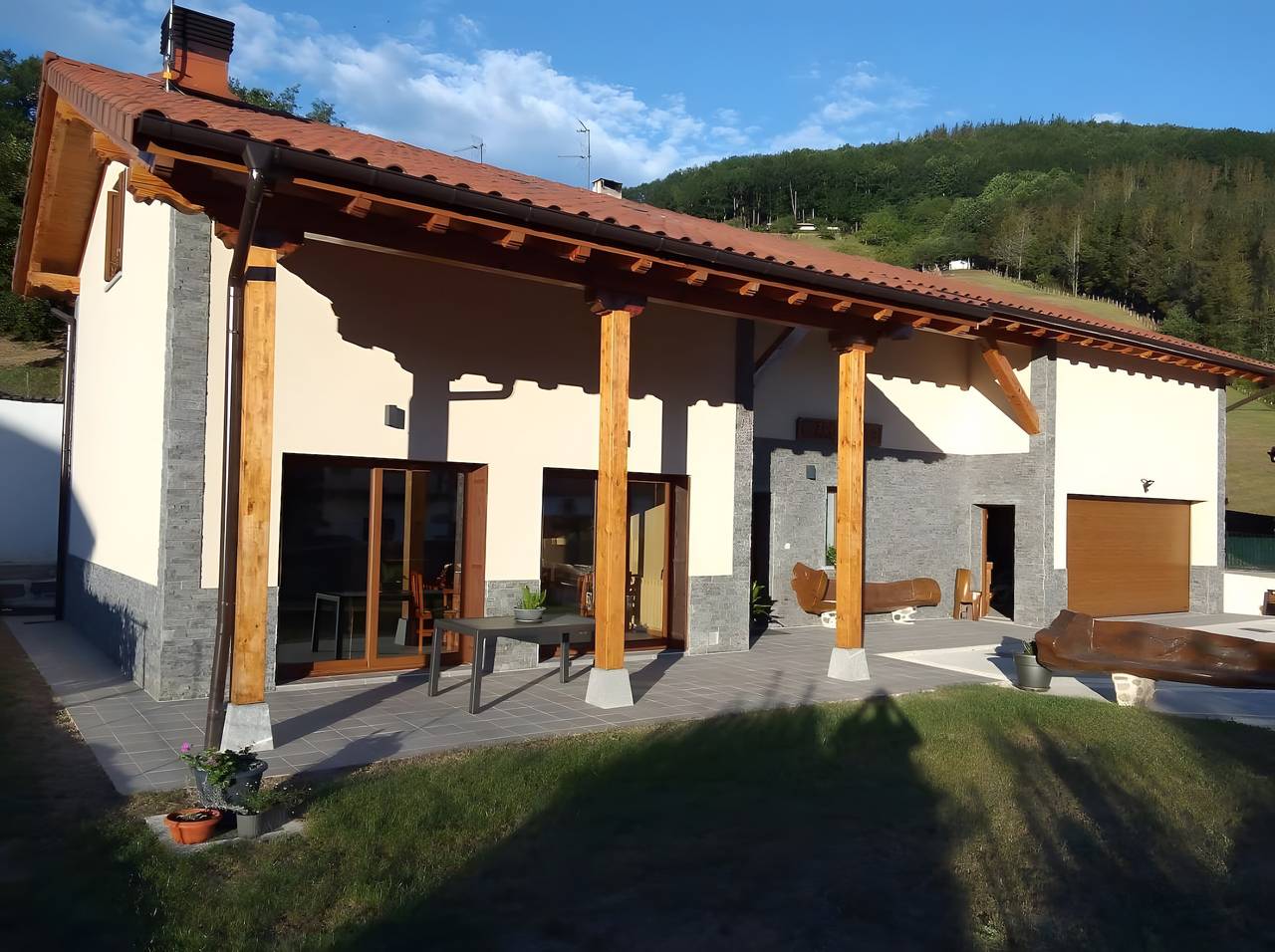 Casa rural 'Argixti' con vistas a la montaña in Sumbilla, Pirineos