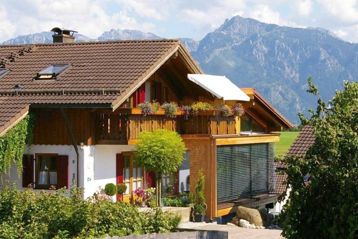 Ferienwohnung für 2 Personen, mit Terrasse und Garten sowie Sauna und Ausblick in Rieden