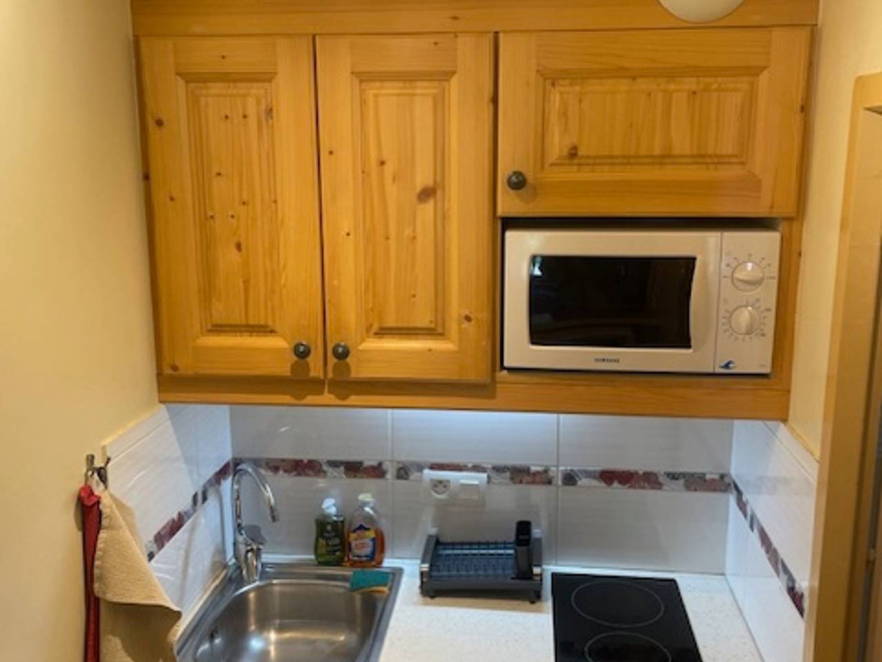 Studio entier, Les Menuires: Apt 4 pers, rénové, balcon, Wifi, animaux admis in Les Menuires, Saint-Martin-de-Belleville