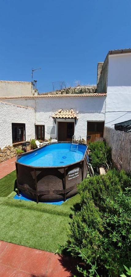 Casa rural para 8 personas, con piscina y terraza, Se admiten mascotas en Comarca de Baza - 3