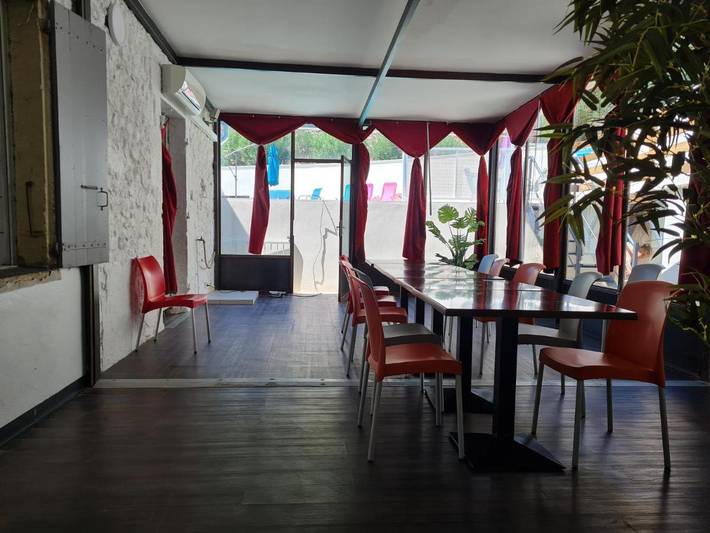 Location de vacances pour 8 personnes, avec terrasse et piscine, animaux acceptés à Ucel - 3