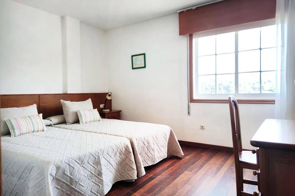 Entire apartment, Desconectaengalicia El Pescador, Vistas al Puerto, 200m Playa in Portonovo, Sanxenxo