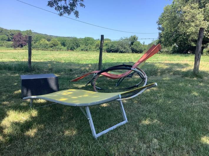 Gîte pour 2 personnes, avec terrasse ainsi que jardin et jacuzzi à Saint-Sozy