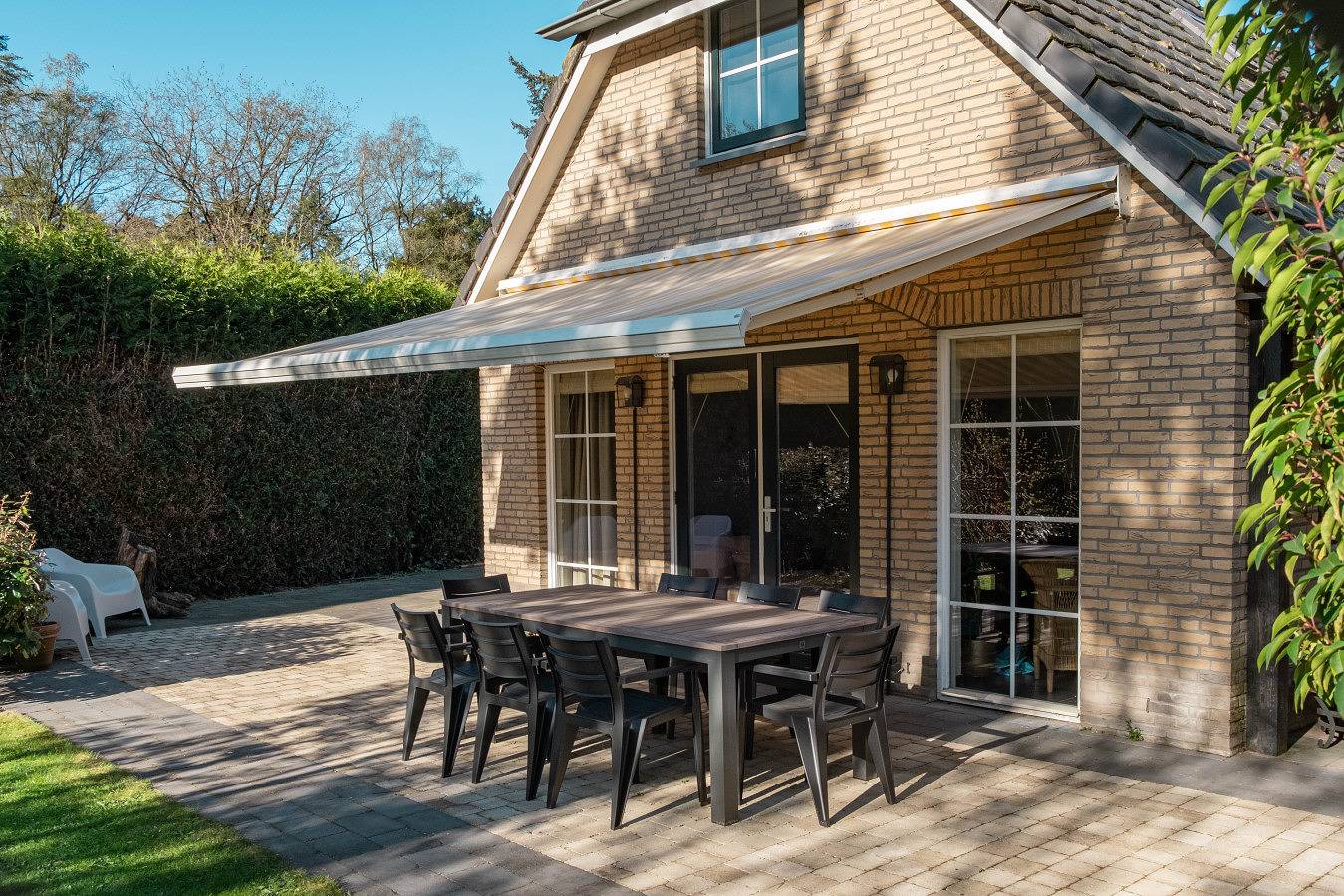 Welkom in ons huisje in het bos met prive sauna in Veluwe