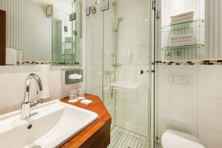 Ferienhaus für 2 Personen, mit Sauna und Terrasse in Kiel - 4