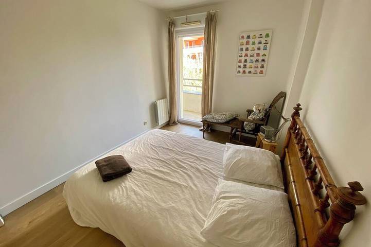 Apartamento entero, Beautiful, cozy 3-room apartment Apartment with parking and a terrace in Burdeos, Región de Burdeos