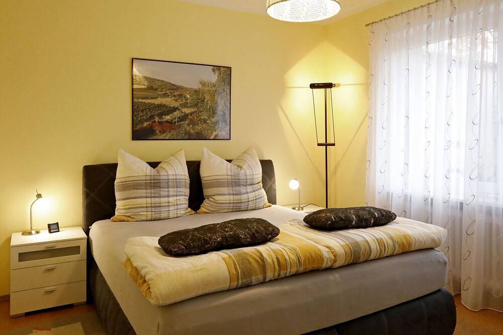 Ganze Wohnung, Am Weinberg in Bad Dürkheim, Pfälzer Rheinebene