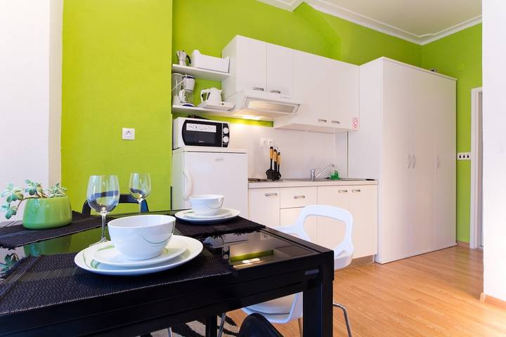 Ferienwohnung für 2 Personen, mit Balkon/Terrasse in Poreč - 4
