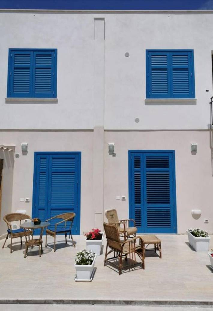 Entire apartment, Apartment 'Appartamento Primo Piano 4' with Shared Terrace, Wi-Fi and Air Conditioning in Custonaci, Trapani Province