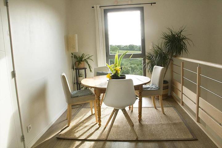 Location de vacances pour 4 personnes, avec vue ainsi que terrasse et jardin dans Divatte-sur-Loire - 2