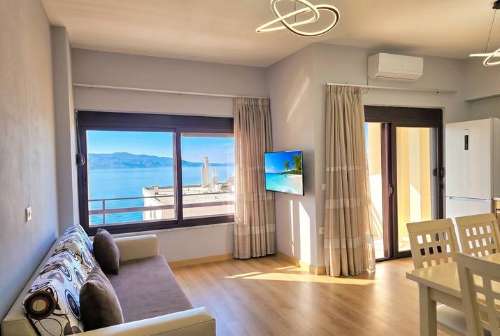 Ganze Wohnung, Ferienwohnung für 3 Personen mit Balkon in Sarandë, Vlorë