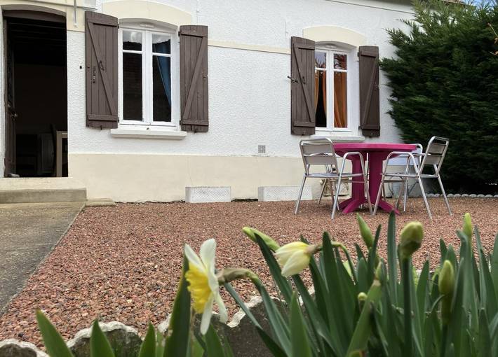 Gîte pour 4 personnes, avec terrasse et jardin, animaux acceptés
