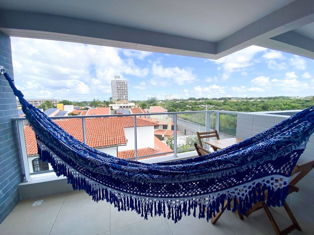 Entire apartment, Apto c/ Wi-fi, academia, salão de jogos e garagem in Praia do Flamengo, Salvador