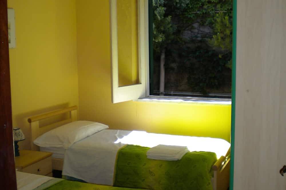 Apartamento entero, Apartment in private villa with splendid sea view and swimming pool in Santa Maria di Castellabate, Cilento