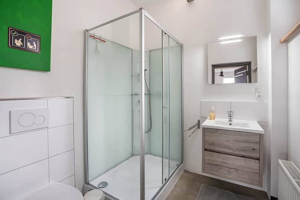 Ganze Wohnung, 40 qm Studiowohnung - Zentral in Groß-Umstadt mit Küche und Bad in Groß-Umstadt, Main-Odenwald