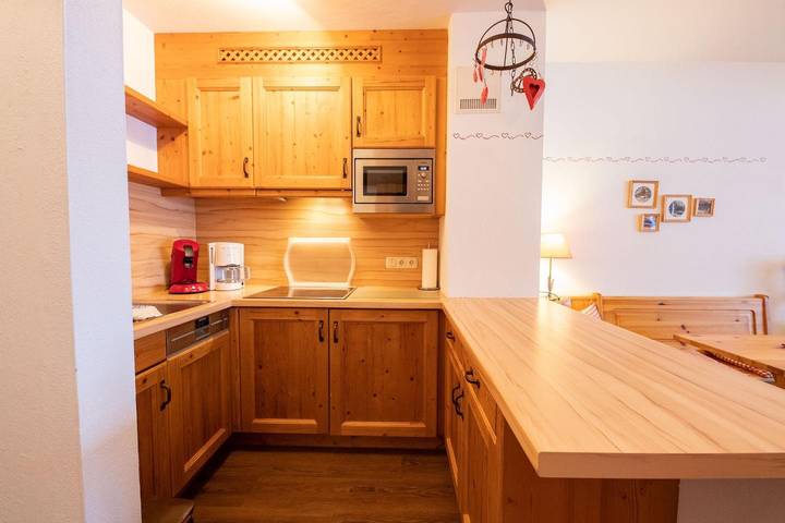 Ferienwohnung für 2 Personen, mit Balkon und Ausblick am Eibsee - 2