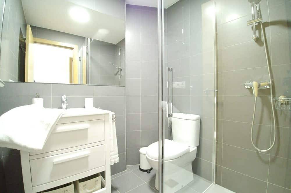 Entire apartment, The Cliffs - Sunset Village Beach 1C in Viveiro, Galician Coast