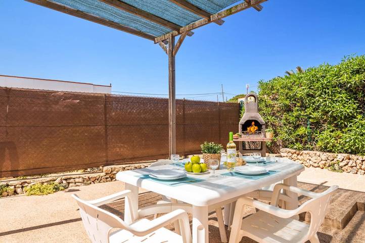 Villa pour 5 personnes avec jardin in Punta Prima, Sant Lluís