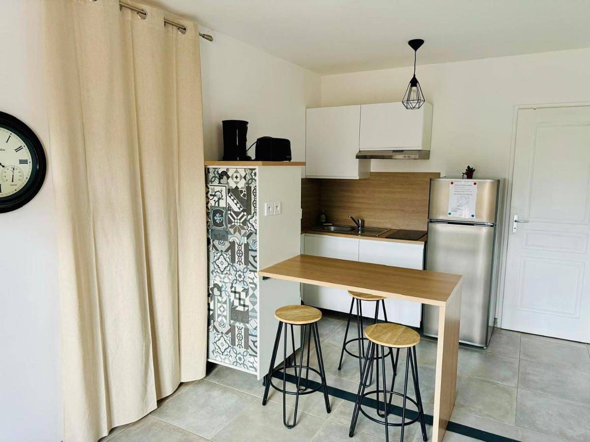 Appartement entier, Studio in Saint-Marcel-lès-Valence, Région de Valence