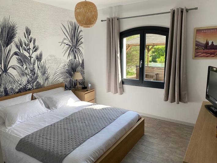 Maison d’hôte pour 7 personnes, avec jardin ainsi que vue et piscine à Lorgues - 4