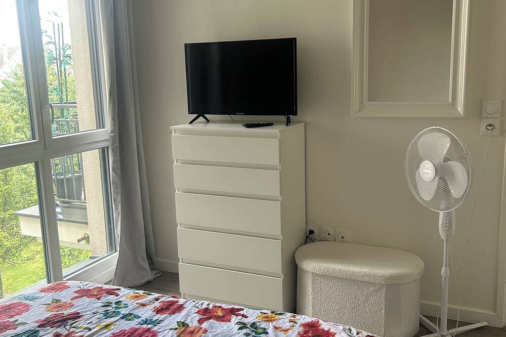 Appartement entier, Cosy appartement 45 m2 | Jo Paris 2024 | Cdg | Bourget | Stade France | Disney in Le Blanc-Mesnil, Seine-Saint-Denis