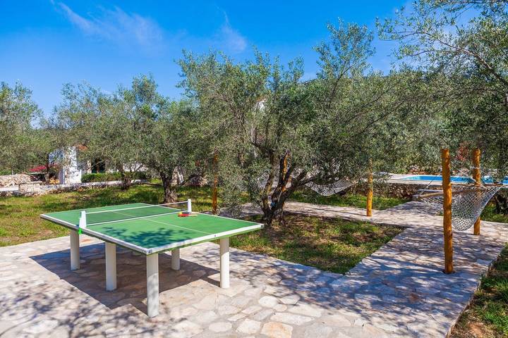 Villa pour 6 personnes, avec jardin et piscine, animaux acceptés en Korcula - 4