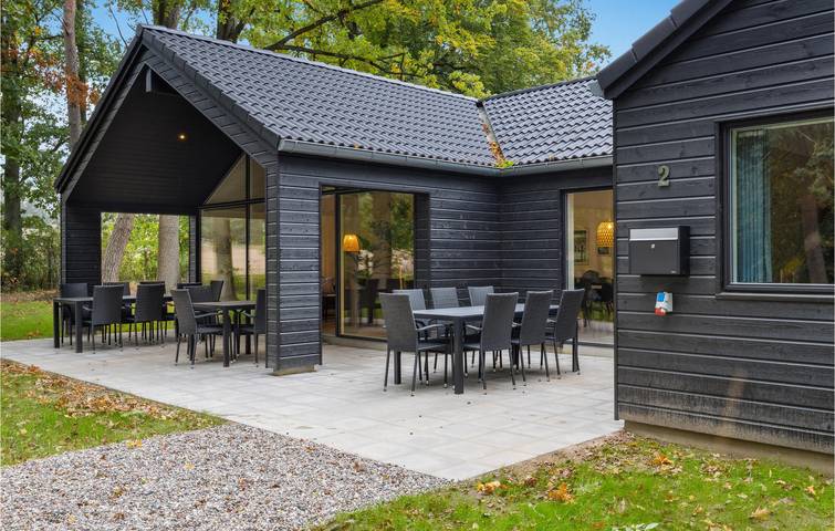 Ferienhaus für 18 Personen, mit Garten und Seeblick sowie Sauna, mit Haustier in Krakow am See - 2