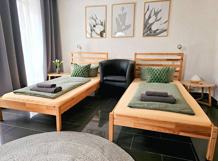 Ferienwohnung für 2 Personen, mit Ausblick in Sinsheim