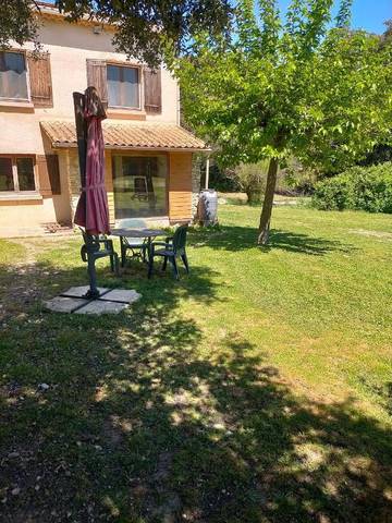 Gîte pour 6 personnes, avec jardin à Boucoiran-et-Nozières