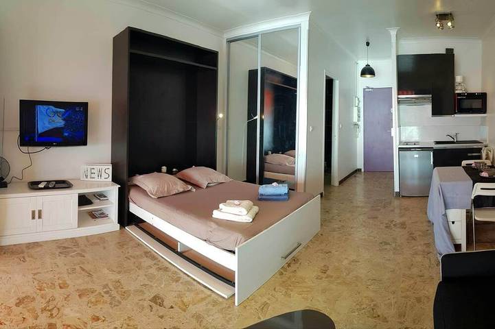 Ganze Wohnung, Studio 2/4 Waterfront Ajaccio. in Ajaccio, Golfe D'Ajaccio