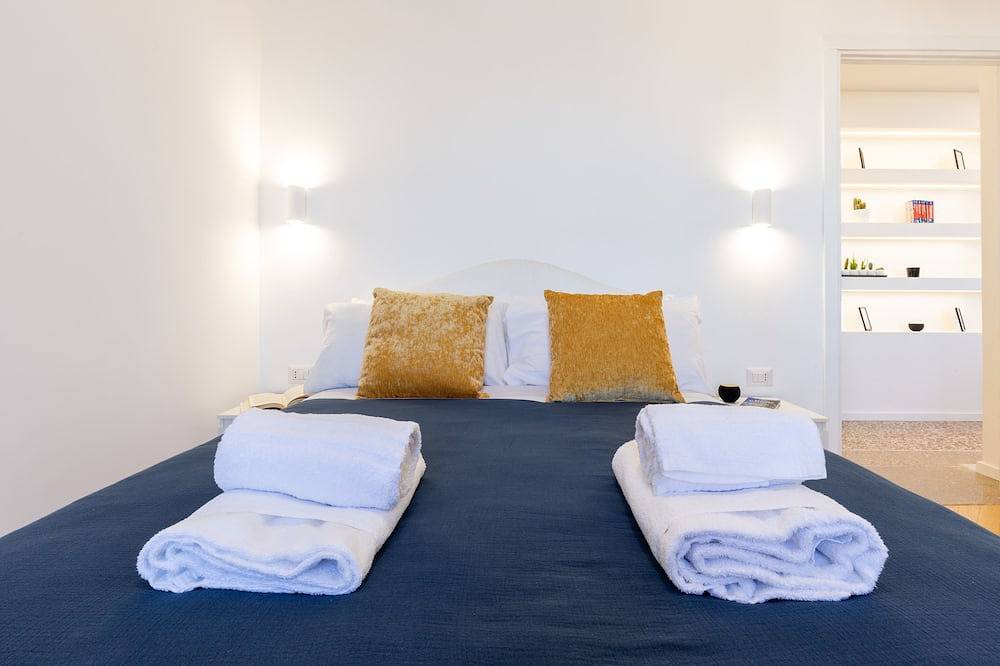 Ganze Wohnung, Adventura Penthouse, modern penthouse with breathtaking city views in Rom, Rom Provinz